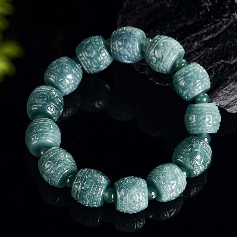 Beading - Pulsera de cuentas talladas de jadeíta